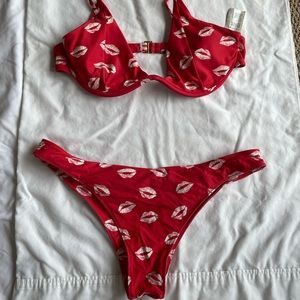 Kisses Red Bikini 💋💋